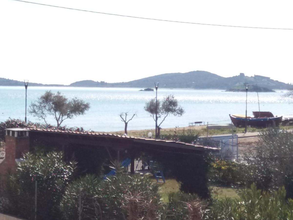 Anatolis Home Néa Péramos Exteriér fotografie